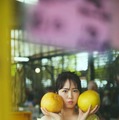 “グラビアレジェンド”磯山さやか、デビュー25周年写真集決定 艶やかなランジェリー姿・大胆ショットも 画像