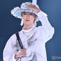 M!LK曽野舜太、もこもこ個性的ハットを見事な着こなし スタイル際立つユニークコーデ【TGC2025A/W】 画像