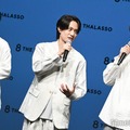 篠塚大輝に向けてかき上げについて弁明する橋本将生／猪俣周杜、橋本将生、寺西拓人（C）モデルプレス
