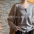 【ユニクロ】タックワイドパンツ、今、買い足すならどんな色？【40代の毎日コーデ】 画像