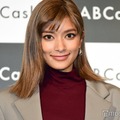 ローラ、ヘソ出しタンクトップ姿での米収穫ショット公開「農作業のイメージ変わる」「かっこいい」の声 画像