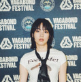 のん、ほっそりお腹がチラリ！ロックなフェス衣装SHOTに「カッコよすぎ～」「オシャレ」の声 画像