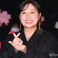 丸山礼、顔面青塗りミャクミャクコスプレが話題「完成度高すぎ」「破壊力すごい」と反響 画像