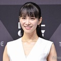 Perfumeあ～ちゃん、色白美脚際立つ衣装姿に熱視線「芸術的な美しさ」「着こなせるのさすが」 画像