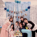 辻希美、家族7人でパシャリ！三男の7歳バースデーを盛大に祝福「仲良しのお友達を呼んで誕生日会」