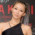 倖田來未、息子顔出しの家族3ショット公開「初めてお顔見た」「旦那さんそっくり」と注目集まる 画像