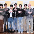 （後列左から）MAKI（マキ）、EJ（ウィジュ）、JO（ジョウ）、FUMA（フウマ）、K（ケイ）（前列左から）TAKI（タキ）、HARUA（ハルア）、YUMA（ユウマ）、NICHOLAS（ニコラス）／&TEAM（C）モデルプレス