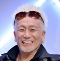 青田典子、夫・玉置浩二＆大物俳優との豪華ショット公開「髪型が素敵」「貴重な写真すぎる」の声 画像