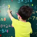 スタンフォード校長が教える、「算数好き」は家庭でつくれる…才能ではなく、設計で伸びる子供の算数力 画像