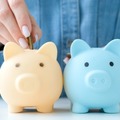 オルカンとS&P500、「安心して持ち続けられる」のはどっち？20代で純資産1000万円を築いた「節約オタク」の選択は
