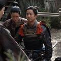 仲野太賀、池松壮亮ら「豊臣兄弟！」第17話（C）NHK