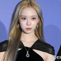 aespaウィンター、黒のスーパーロングヘアで雰囲気ガラリ「神々しいとしか表現できない」「オーラが凄すぎる」と反響 画像