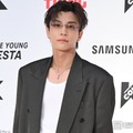 岩田剛典（C）モデルプレス