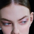 LOOK01