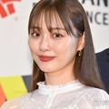 内田理央、母とのディズニーショット披露「2人ともスタイルすごい」「ペアルック可愛すぎ」と反響 画像