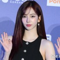 aespaカリナ、圧巻美脚輝くショーパン姿披露「スタイルレベチ」「透明感半端ない」と絶賛の声 画像