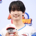 新幹線移動中もパワプロに夢中で末澤誠也を放置していた藤原丈一郎（C）モデルプレス