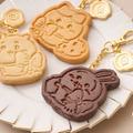 クッキーネックレス 各11,000円/バッグチャーム 各9,350円(税込み)