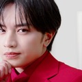 中島健人／パーフェクトワン新TVCM「レッドカーペット」篇より（提供写真）
