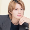 モデルプレスのインタビューに応じた佐野勇斗（C）モデルプレス