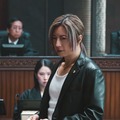 GACKTら「ブラックトリック～裁きを操る弁護人～」（C）フジテレビ