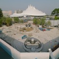 現在のトゥモローランドを空から撮影した様子（2026年7月）（C）Disney