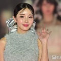 YouTube登録者数62万人超美女、三姉妹ショットに反響「そっくり」「妹さんめっちゃ成長してる」 画像