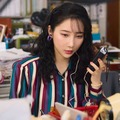 綾瀬はるか主演「ファーストボイス」ファーストサマーウイカの出演は監督発案「彼女しかいない」ソバージュ＆ボディコン姿の場面写真解禁 画像