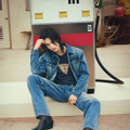 GUESS、Stray Kidsヒョンジンを起用したFall 2026 グローバルキャンペーンを発表。期間限定のワークショップも