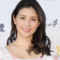 2児の母・橋本マナミ「稲刈りに弾丸で行ってきました」親子ショット公開「素敵な体験」「息子さん夢中で可愛い」と反響 画像