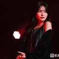 元AKB48メンバー、美デコルテ際立つオフショルワンピ姿公開「エレガント」「透明感がすごい」と反響 画像