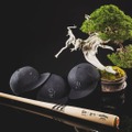 ニューエラ×MLB×TRADMAN’S BONSAI、初のトリプルコラボキャップ発売　「atmoscon 2026」限定展開