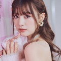 「ダウンタイム」受付嬢役・鶴嶋乃愛、セルフメイクのこだわり・遠山クリニックの“華”を体現した裏側に迫る 田中みな実の提案だったセリフも告白【インタビュー】 画像