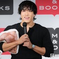 ファースト写真集『1000%』取材会に出席した中務裕太（C）モデルプレス