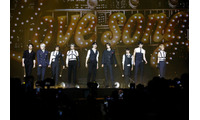 &TEAM、色気全開でRAIN「Love Song」カバー 会場中から黄色い悲鳴【Weverse Con Festival】 画像