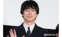 坂口健太郎「声を聞いているだけで泣いちゃう」子役＆人気女優との撮影回顧「ちゃんと育む時間をいただけた」【私はあなたを知らない、】 画像