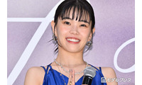 アイナ・ジ・エンド、美脚透けるチュールスカート姿公開「脚綺麗」「かっこ可愛い衣装」 画像