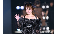 登録者数90万超美人YouTuber、黒ビキニショットに反響「くびれ綺麗で見惚れる」「スタイル良すぎ」 画像