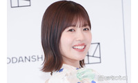 元日向坂46松田好花、ハワイ旅行ショット公開 黒ノースリ姿に「いつもと違う雰囲気にドキッ」「華奢なスタイルに見惚れる」と反響 画像