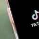 フォロワー170万人のTikToker、プロサッカーチームと3年契約 画像