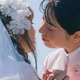 日向坂46加藤史帆、森カンナとキス寸前 彩香ちゃんの“結婚式妄想”ショット解禁【彩香ちゃんは弘子先輩に恋してる】 画像