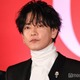 佐藤健、ファンに接近＆サインで会場混乱「押しつぶされてないですか？」気遣い光る【はたらく細胞】 画像