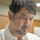 「クジャクのダンス」赤沢役・藤本隆宏「自分が犯人かもしれない」他キャストとの違い明かす 家族役の西田尚美＆野村康太にも疑惑の目【インタビュー】 画像