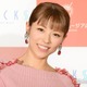 若槻千夏、父とのペアルック2ショット＆幼少期の写真公開「俳優さんかと思った」「笑った顔が一緒」の声 画像