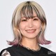 LiSA、デビュー5000日を人気K-POPアイドルが祝福＆2ショット披露「可愛すぎる」「ケーキの言葉が素敵」の声 画像