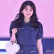 香音、美太もも全開セットアップ姿 ハートバッグ＆編み込みヘアで甘さプラス【GirlsAward 2025SS】 画像