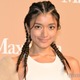 ローラ、美ヒップ際立つオフショット公開「セクシー」「スタイル抜群」と反響 画像