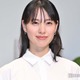 戸田恵梨香、美デコルテ大胆開放 ベアトップ姿に「着こなせるのがすごい」「見惚れる美しさ」の声 画像