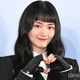 櫻坂46山崎天、スリットから美脚チラリ LA満喫ショットに「眩しい」「私服センス良すぎ」の声 画像