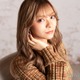 ギャルママモデルまぁみ、前かがみショットで美バスト大胆チラ見せ「セクシー」「ドキッとする」 画像
